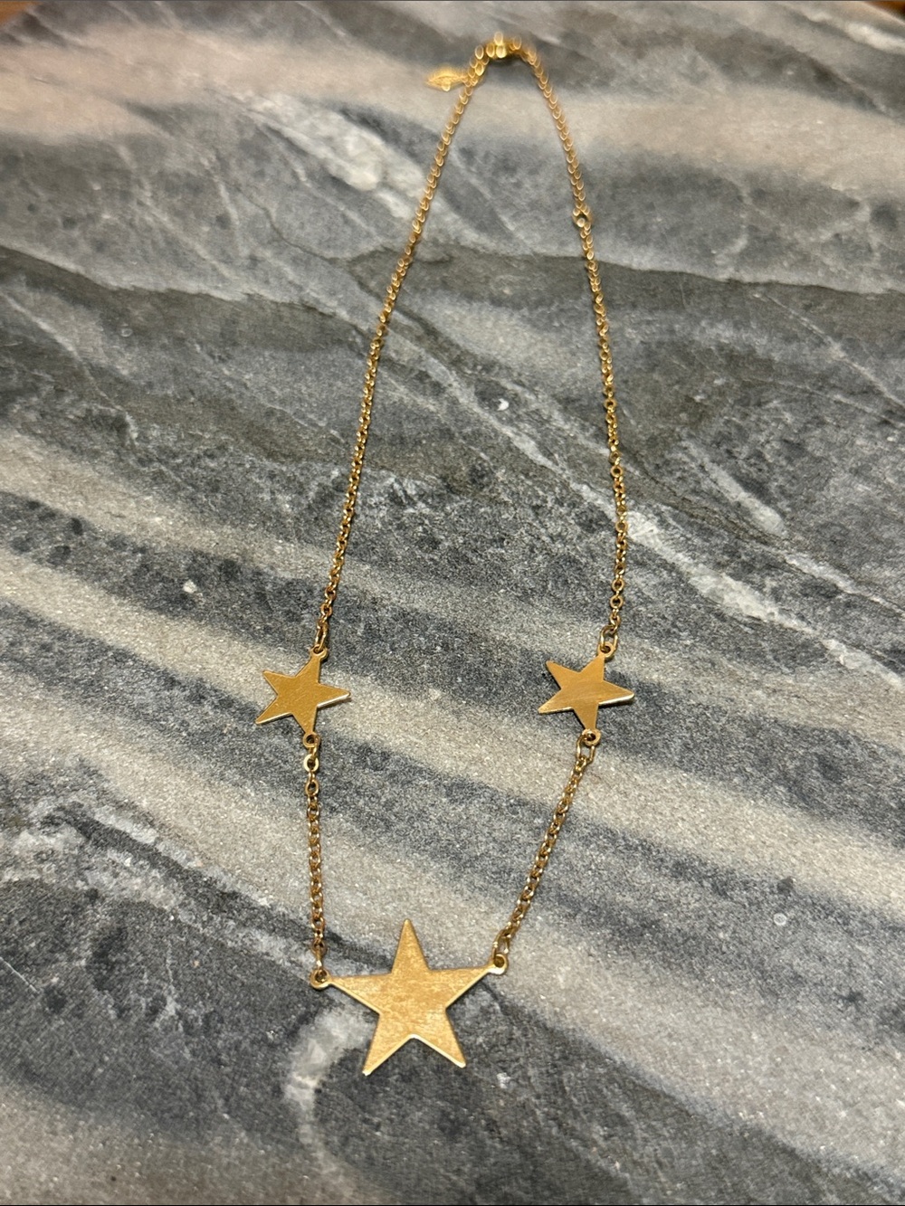 Vintage Sarah Coventry Gold Star Pendant Necklace